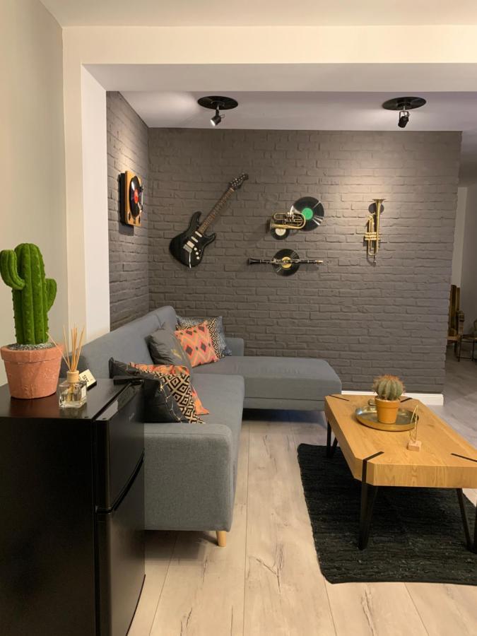 Best Apartment Scheia Сучеава Екстериор снимка